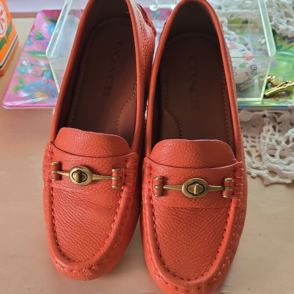 Rare Coach Women's Orange Leather Loafers A Condition